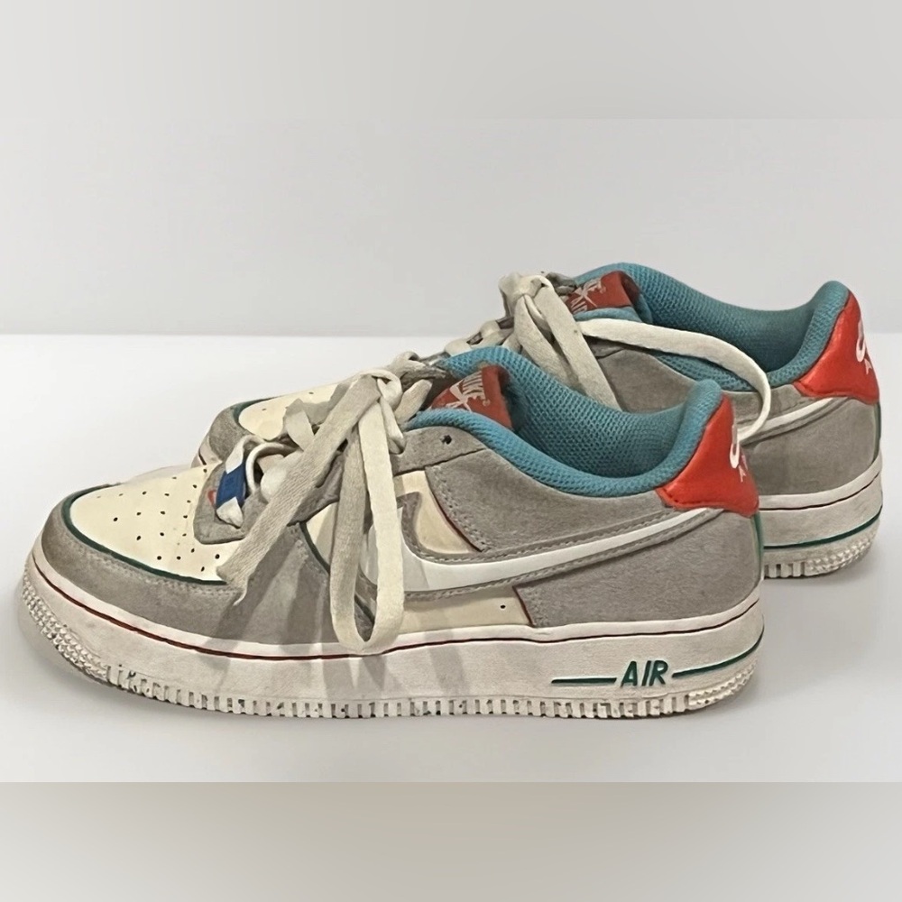 Kids Nike Air Force 1 LV8 Ivory Red Blue Shoe / Sneaker Size 4Y FQ8350-110
